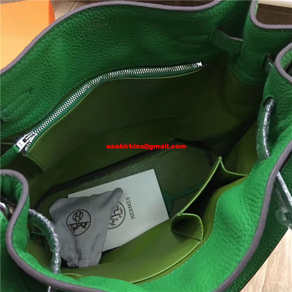 SOLD! Hermès Kelly Shoulder Bag Green Togo Leather - Classic390